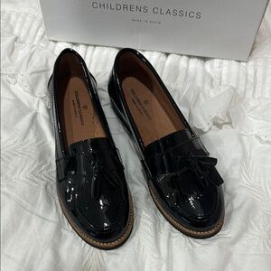 Children’s classic black loafers